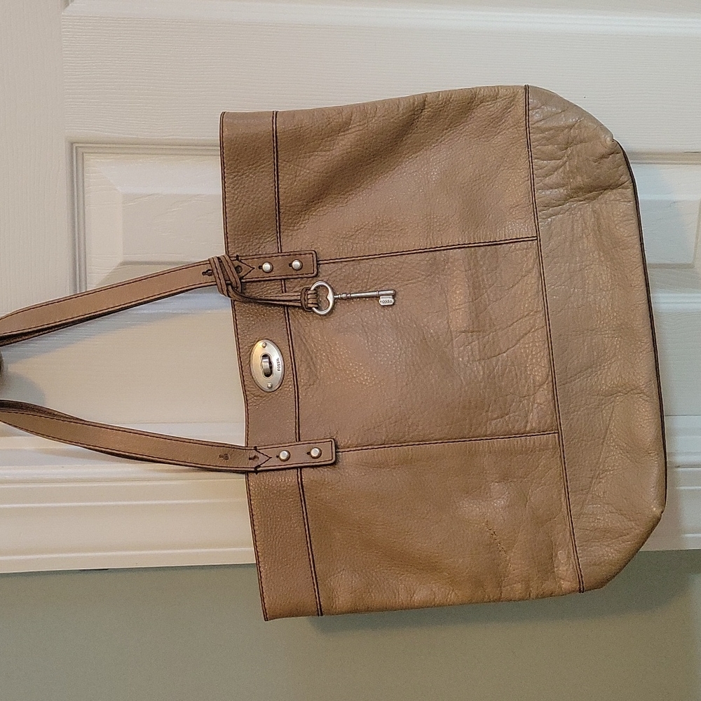 Fossil taupe handbag